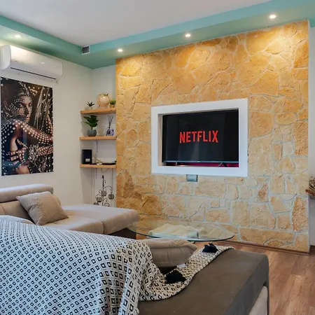 Garoful Apartmán *