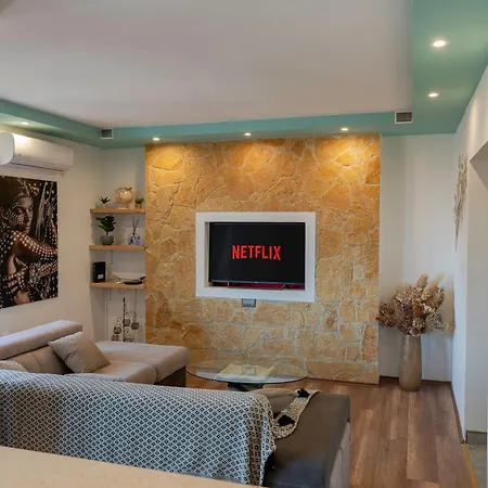 Garoful Apartmán